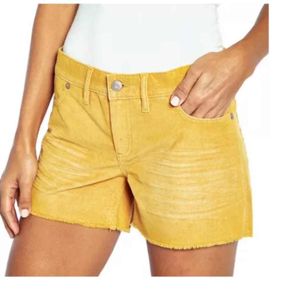 COPY - GAP Mustard Corduroy Shorts Size 4